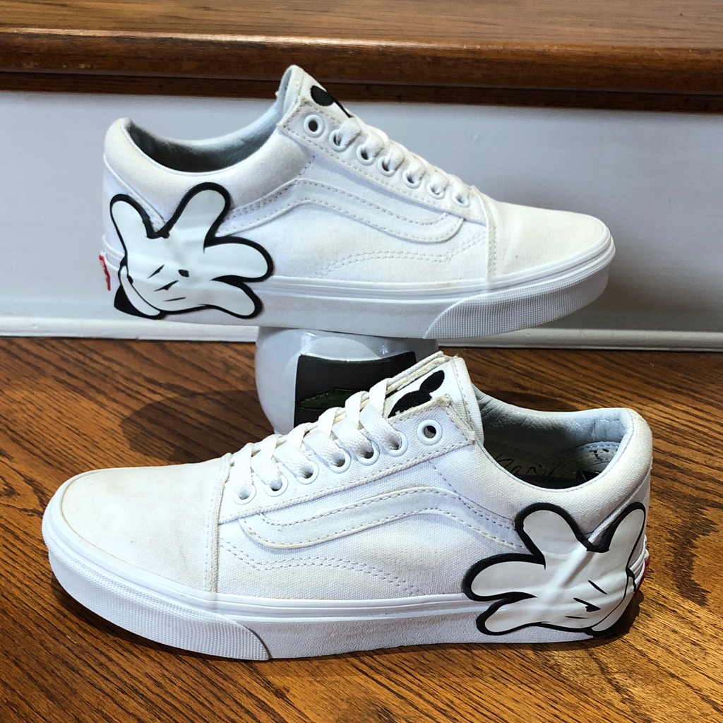 Vans Old Skool Disney Mickey Mouse Hand - Unisex!!